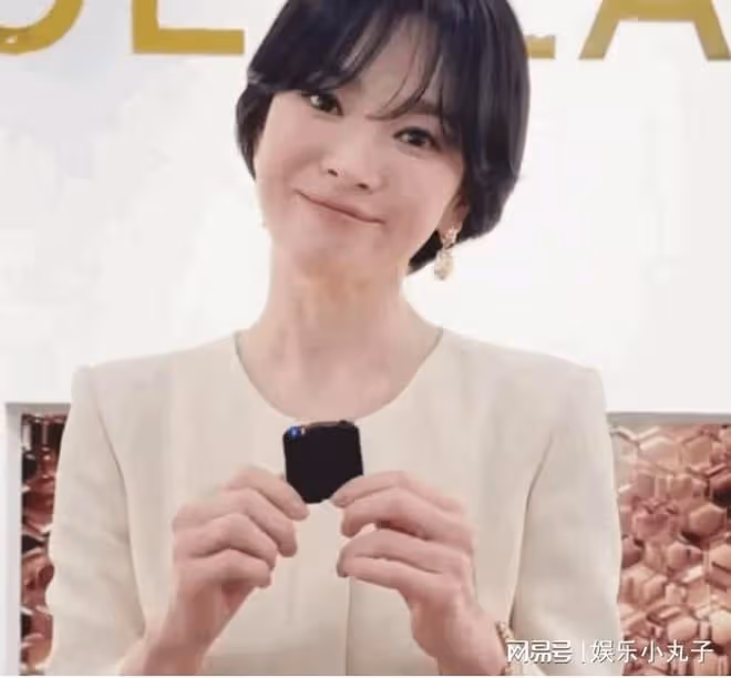 對比43歲宋慧喬比49歲林心如，網友悄悄放棄了減肥和婚姻