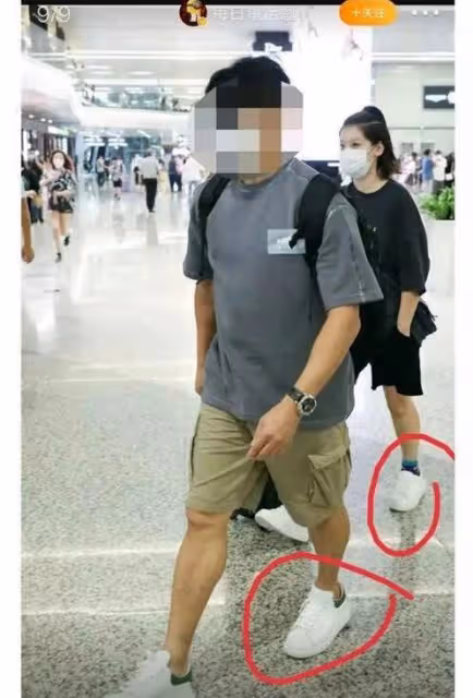 突發！轉讓股權、清空微博，6個巧合撞一起，他倆不會真離了吧？