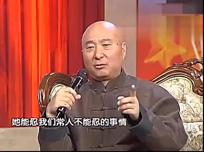 陳佩斯點評劉曉慶再加一把火，這次網友都坐不住了