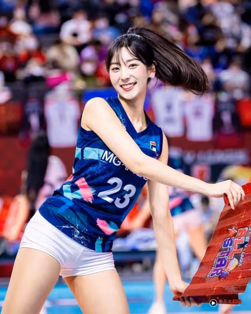 瘋掉！當今「最頂2韓職女神」睦那京、朴淡備泳衣同框　超犯規視角看光