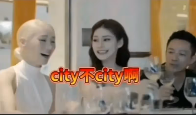 馬筱梅穿3000元禮服,與老公汪小菲上海參加活動,還有明星大腕!