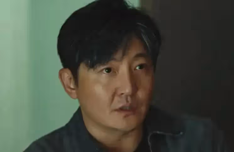 2025最能扛劇的8位男演員,郭京飛王鶴棣跌出前3,第1名竟然是他!