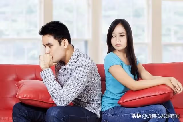 我沒有出軌，愛玩怎麼就不守婦道了，離婚後母親給我一巴掌：活該
