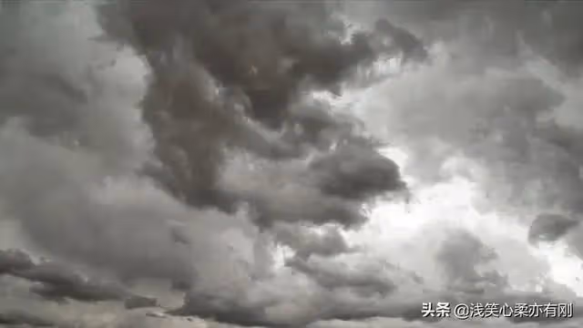 45歲中年女人的自述：二婚嫁給52歲男人，太能折騰，日子不安穩
