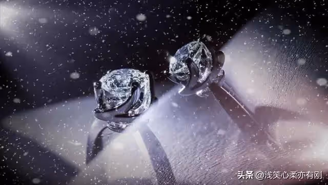 懷了男閨蜜的孩子，丈夫知道後很高興離婚，男閨蜜卻讓我生不如死。