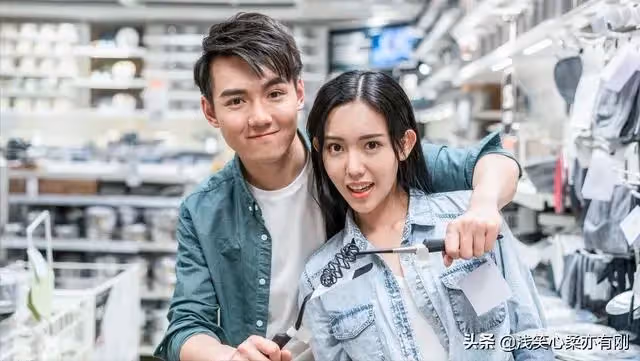 懷了男閨蜜的孩子，丈夫知道後很高興離婚，男閨蜜卻讓我生不如死。