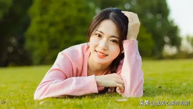 把她當女神6年，她玩膩後想嫁我做老婆，婚禮將近我卻猶豫不決了。