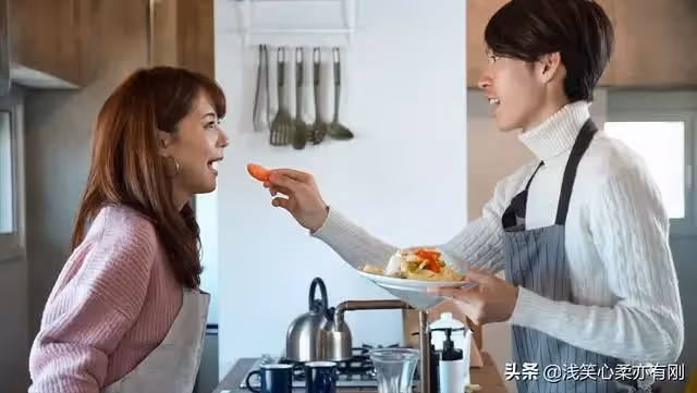 把她當女神6年，她玩膩後想嫁我做老婆，婚禮將近我卻猶豫不決了。