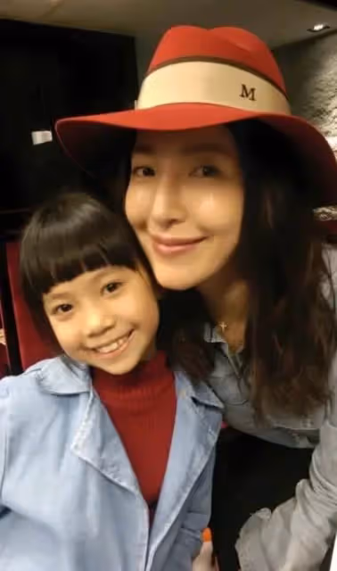 求子6年有喜了?47歲楊謹華「鬆口已經當媽」幸福認「是一輩子的緣分」已有5、6年