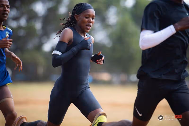 BREAKING 4破四計劃：Faith Kipyegon競速裝備設計揭秘