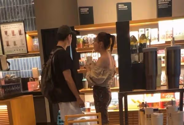 野生小禎露肩私服辣翻! 熱聊男友人…抖出「4萬元飯店帳單」