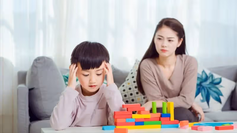 老公背著我給了他姐30萬買房，我氣得提出了離婚，婆家人都慌了。