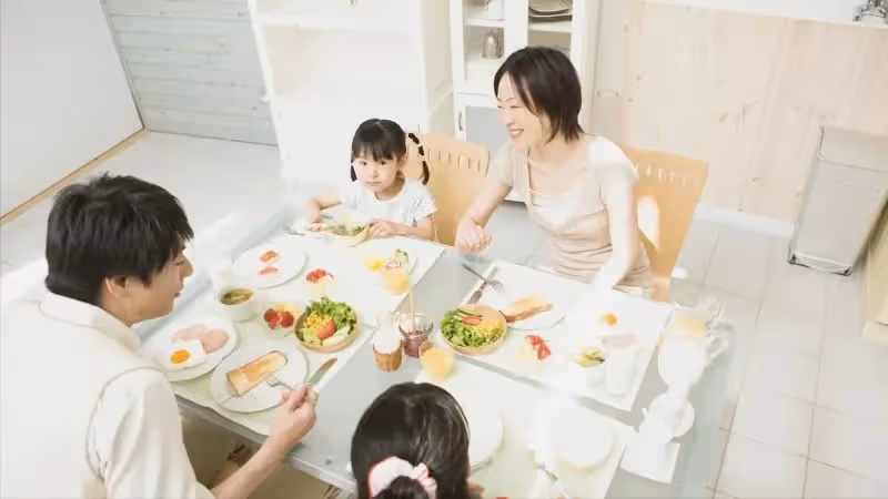老公一意孤行要把婆婆接來住，我只用了兩天就讓他自己乖乖送走了