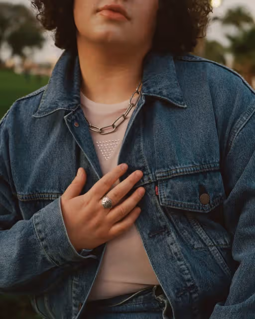 Levi’s為酷兒發聲！　Pride 2025平權系列穿出時髦個性