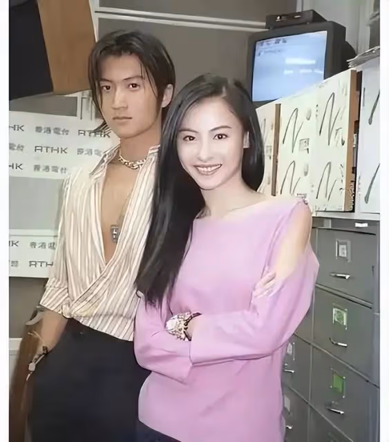 直到張柏芝父親曝光 才懂她經歷過陳冠希謝霆鋒後依然大放光彩