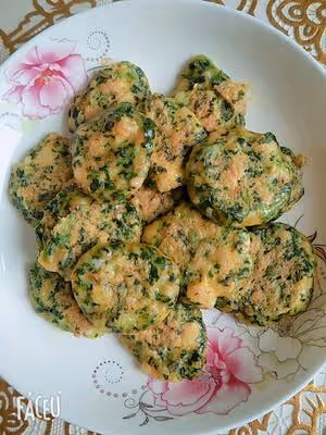 菠菜蝦仁餅(可當一歲寶寶輔食)