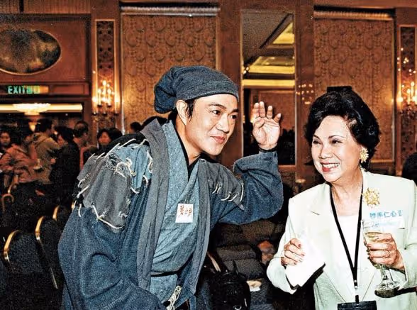 TVB男星心灰意冷宣布離巢!曾抱怨TVB不珍惜老員工!豪言相信因果報應!