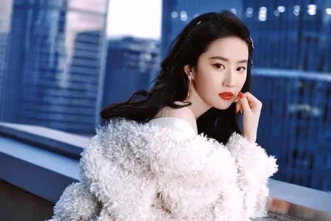 劉亦菲新劇《咸雪》再生變動，陳曉退出，新男主人選曝光很驚喜！