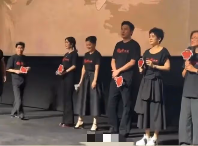 不裝了！趙麗穎的「真實」 打臉大半個娛樂圈，撕碎她們的體面
