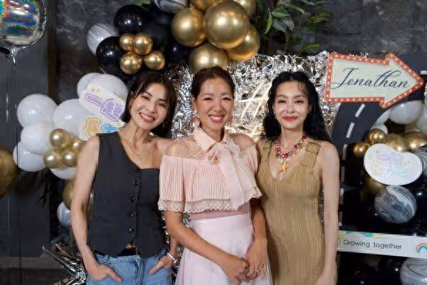 王思佳徐小可網路開節目　盼孩子帶大人一起成長