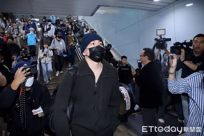 王大陸逃兵「御用替身」真面目首度曝光!遠看真有幾分相似