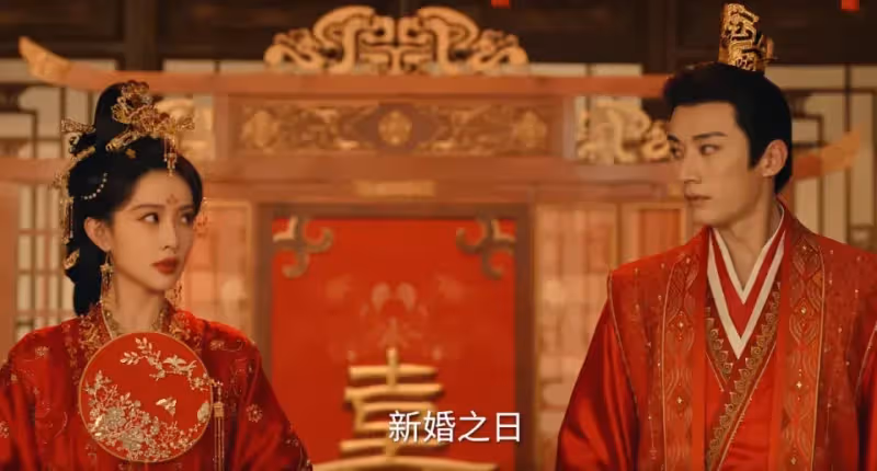 年度解壓神劇《桃花映江山》:男女老少通吃復仇爽劇,爆款視覺盛宴