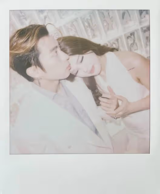 快訊/香港男神結婚了! 46萬元鑽戒甜套7年女友…歐洲辦豪華婚禮
