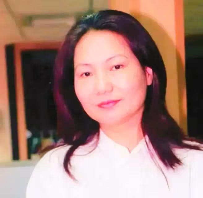 黃春梅曬大S生前善舉，故意寫錯日期，網友：花的是汪小菲的錢吧