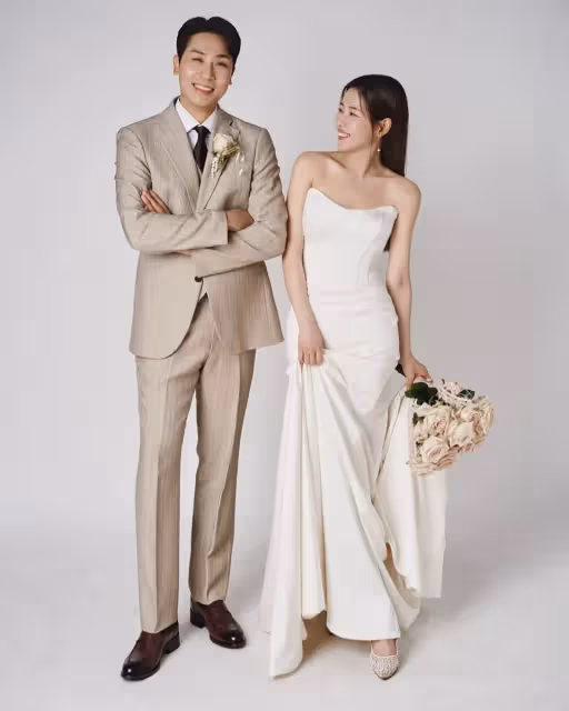 「惡女專業戶」朴荷娜露酥胸出嫁！今與大1歲籃球教練完婚