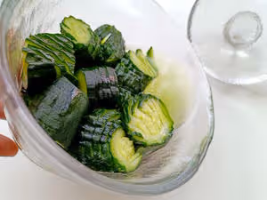 一口上癮！百搭開胃小菜｜腌黃瓜🥒➕醬雞蛋🥚