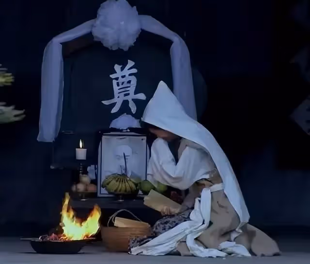 母親突然離世，小姨要嫁父親遭反對，如今每年春節拜年全家人笑了