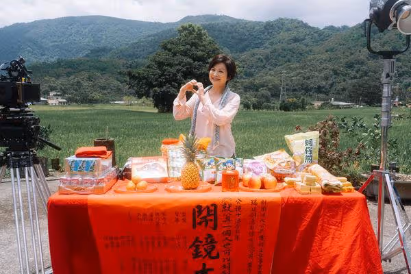 《影后》無緣前男友升格老公! 楊貴媚合體傅雷…罕見變身小女人