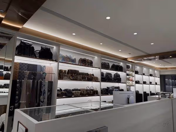 蹦板砸1.4億開旗艦店!裝潢就燒2000萬 認做生意「不只看錢」沒設停損點