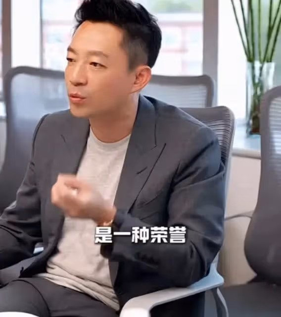 汪小菲曬麻六記加盟商會議,希望品牌成為大家的驕傲,努力上進中