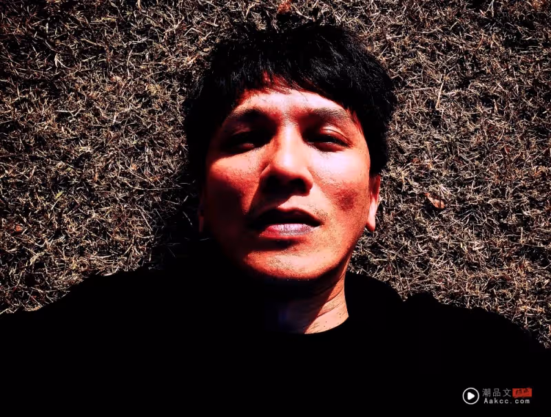 馬來西亞幫 | 從攝影記者到創作歌手!張覺隆闊別20年 回歸樂壇