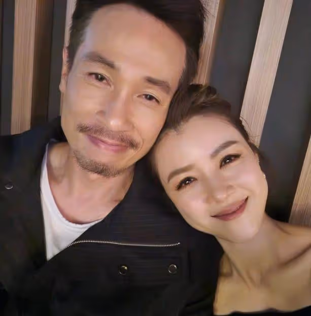 3年生3胎!港姐嫁視帝12周年告白放閃 昔曝夫妻私生活「每日1次」