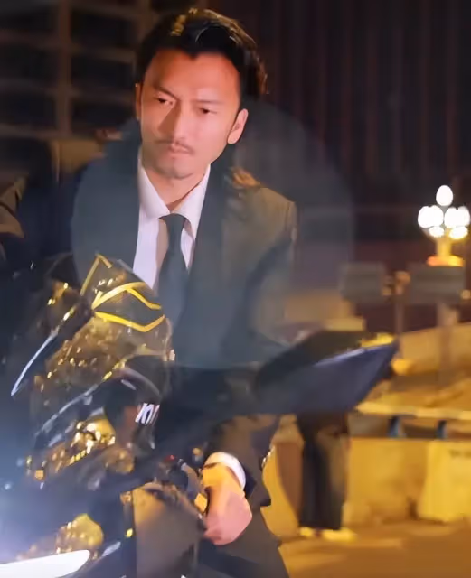 眼神騙不了人，謝霆鋒對張柏芝的態度，恰恰展現出了王菲的高明