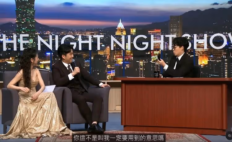 Joeman贈錦囊救賀瓏　網敲碗該開了！驚見緋聞女友就坐一旁