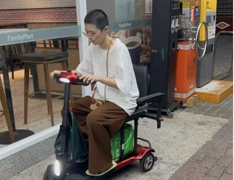 亡父頭七也不放過！曹雅雯被糾纏怒轟：噁心又沒良心