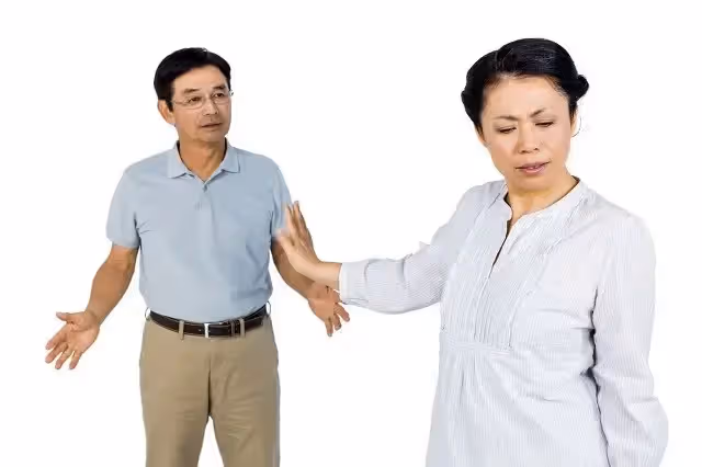 我48歲，照顧75歲的母親，拒絕親戚頻繁來探望，我：再來就拉黑
