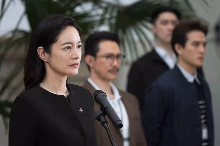 選前恐攻！ Janet扮總統遭遇炸彈  驚見路上戰車湧現