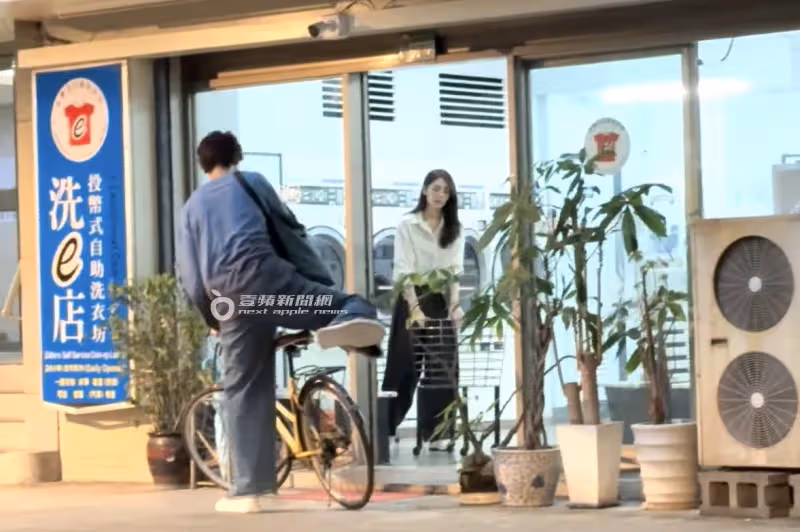 壹蘋10點強打｜信否認復合前任「像家人」　洗衣店陪小模談情（狗仔直擊）