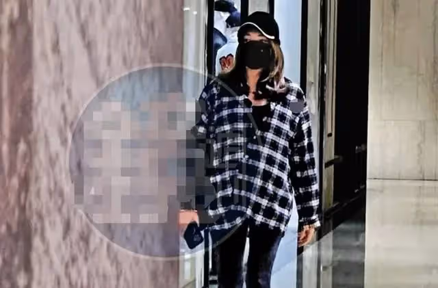 40歲許瑋甯孕肚首曝光!台媒稱她懷孕超7個月,輕撫巨肚母愛滿滿40歲許瑋甯孕肚首曝光!台媒稱她懷孕超7個月,輕撫巨肚母愛滿滿