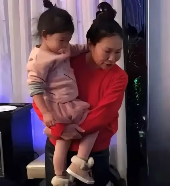 S媽黃春梅再發文,希望女兒在夢裡指示她該怎麼做,提到兩個孩子