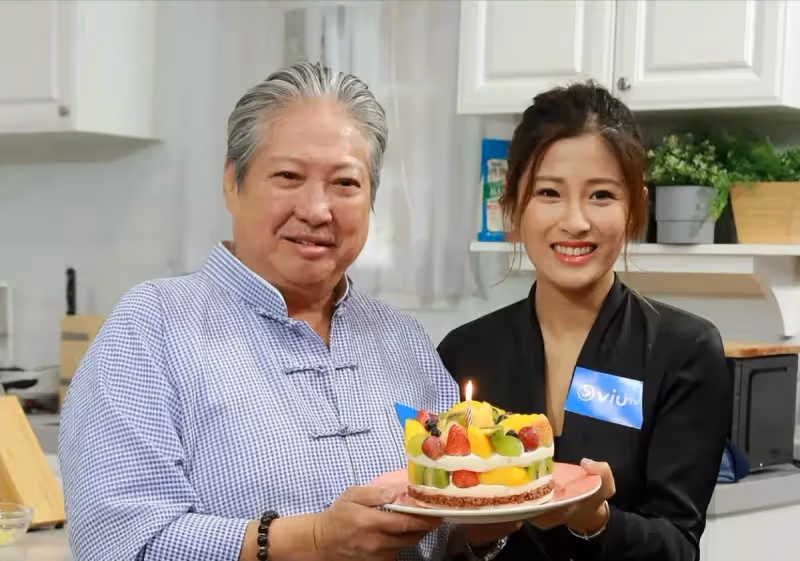 港媒爆料洪金寶兒子兒媳雙雙出軌，兩人各玩各的，婚姻亮起紅燈
