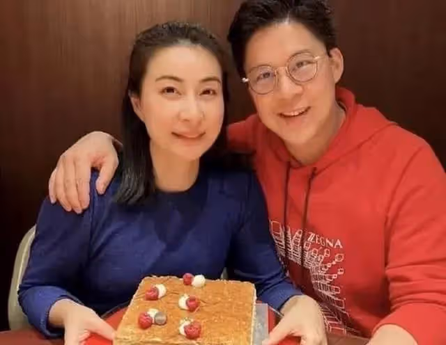同樣是霍家女人，看到霍啟仁妻子被冠夫姓，才明白霍啟剛的深情