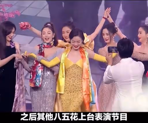 甘薇,戳穿了趙麗穎與肖戰「被排擠」的真相,她給所有演員提了醒