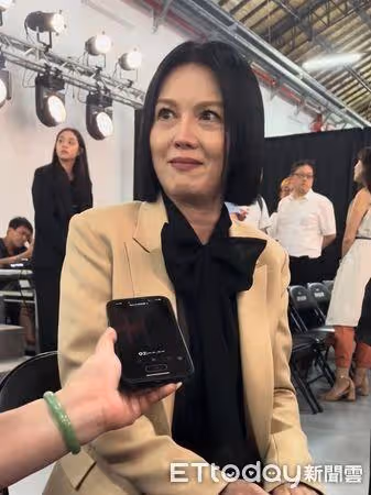 失智爸忘了她…指螢幕贊:苗可麗不簡單 本人曝「父女互動」淚崩