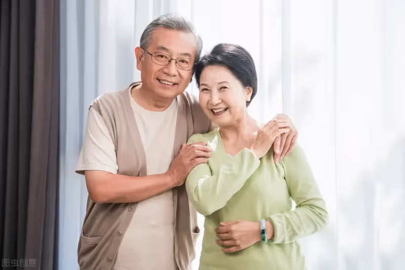 我跟兒子借5000給老伴看病，兒子轉10000，說能不這麼無理取鬧嗎