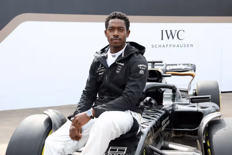 IWC當電影《F1》車隊贊助商　3飛行員計時新作帥氣齊發